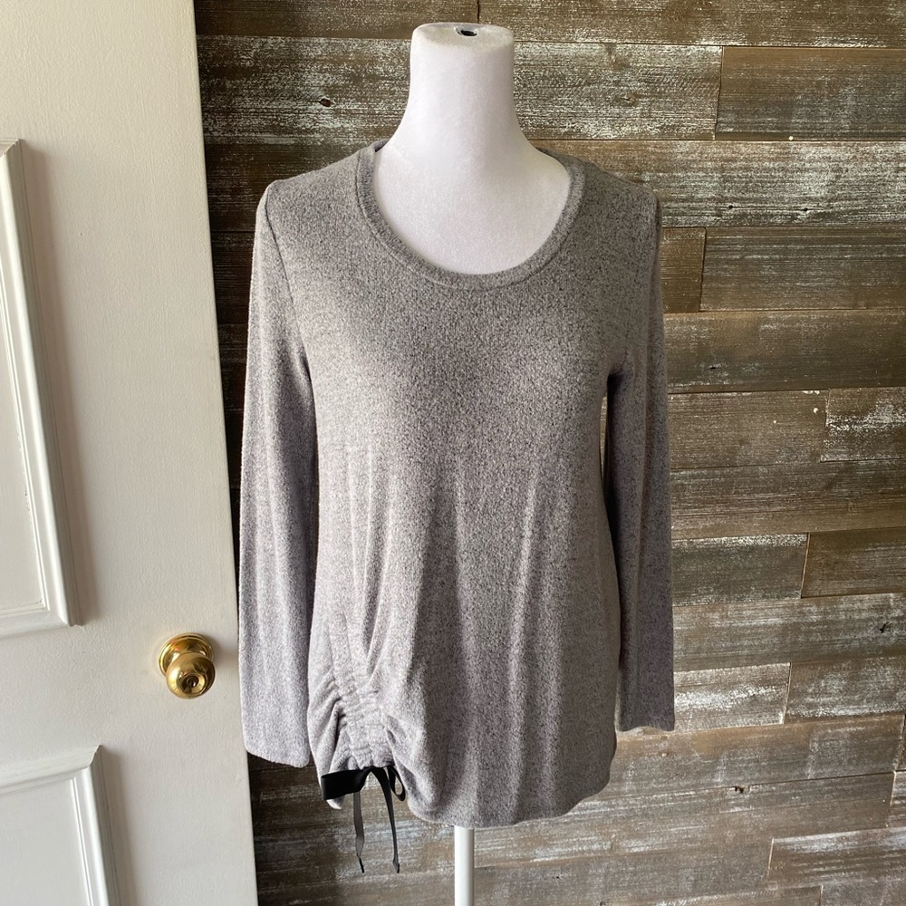 Ladies XS Vera Wang Top